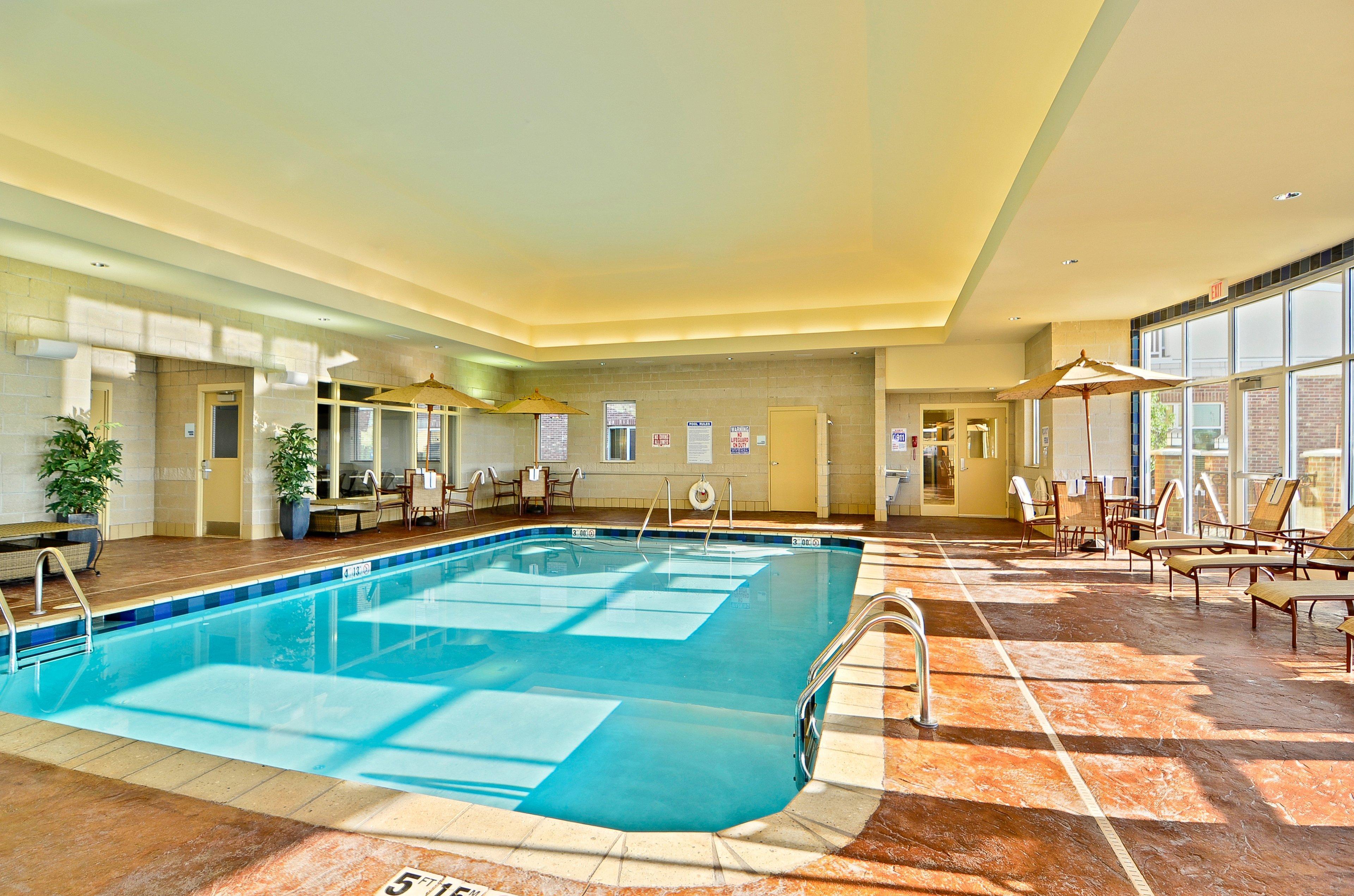 Holiday Inn Express & Suites - Williston By Ihg Exteriör bild